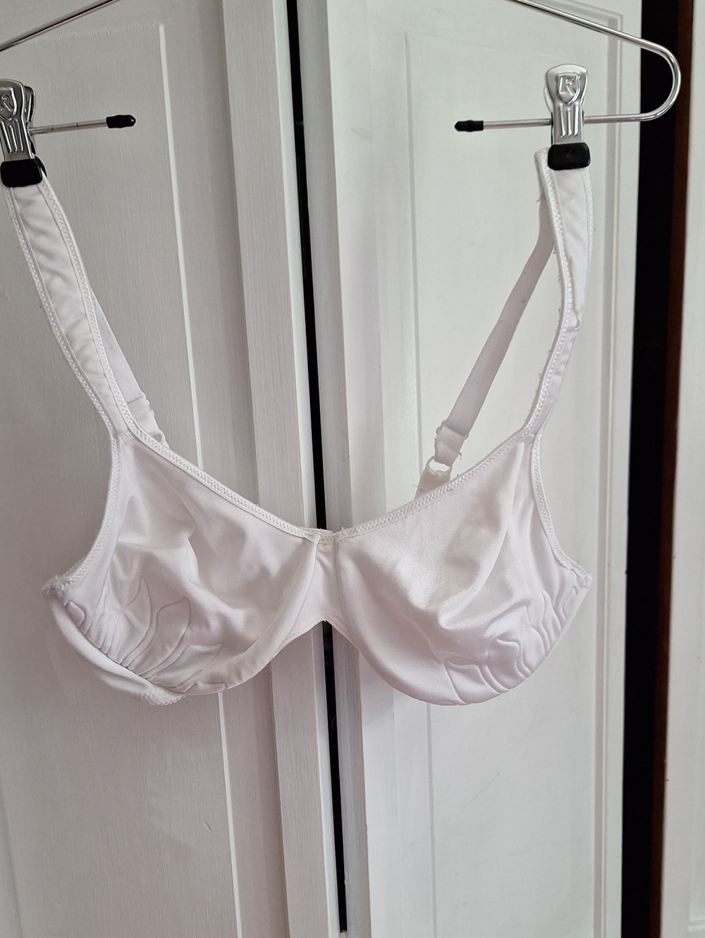 Victoria's Secret White Satin Underwire Bra